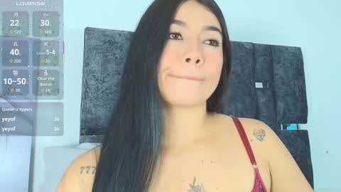 Snapshot of taniamilan chatting on November 5, 2025, 11:54 am Tania online show from November 5, 2025, 11:54 am