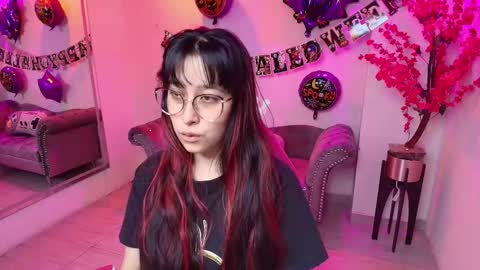 Snapshot of tarly_matches chatting on October 25, 2025, 11:51 am Tarly online show from October 25, 2025, 11:51 am