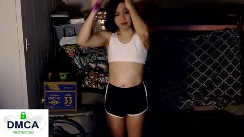 Snapshot of tashakai chatting on January 4, 2025, 3:07 pm TashaKai online show from January 4, 2025, 3:07 pm