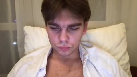 Snapshot of tasteithorny chatting on November 18, 2025, 6:01 pm tasteithorny online show from November 18, 2025, 6:01 pm