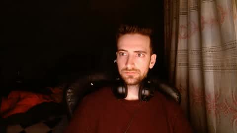 Snapshot of tastemyboner chatting on December 4, 2024, 1:36 am tastemyboner online show from December 4, 2024, 1:36 am