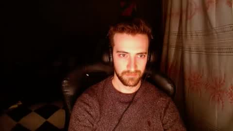 Snapshot of tastemyboner chatting on January 3, 2025, 1:38 am tastemyboner online show from January 3, 2025, 1:38 am