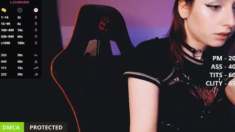 Snapshot of tat_girl chatting on March 8, 2025, 6:10 am Lana inst lanitadelreyskaya OnlyFans online show from March 8, 2025, 6:10 am