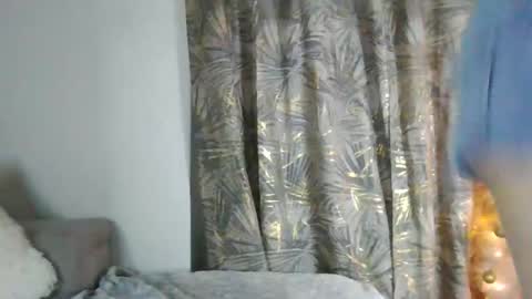 tateisblonde online show from November 27, 2025, 8:05 am