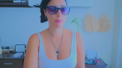 tatiana2224 online show from September 30, 2025, 8:08 am