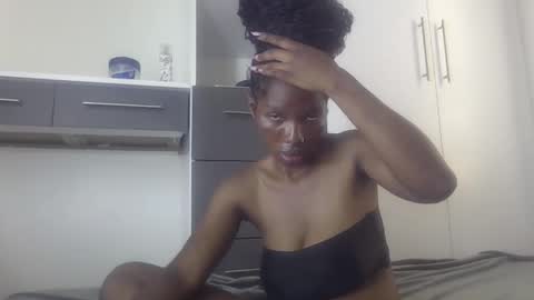 Snapshot of tatiana_254 chatting on October 23, 2025, 12:15 pm tatiana_254 online show from October 23, 2025, 12:15 pm