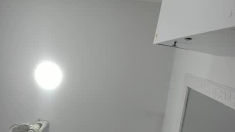 tatiana_arboleda online show from September 16, 2025, 10:49 am