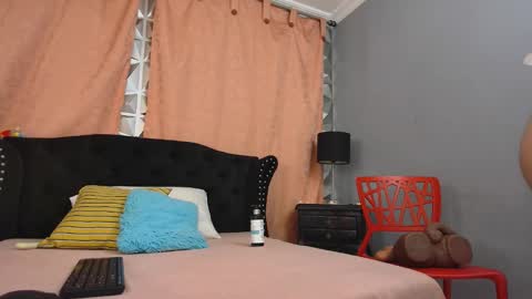 tatiana online show from October 20, 2025, 12:38 pm