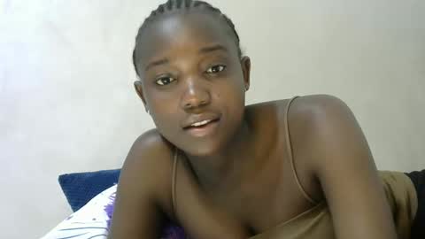 Snapshot of tatianadolll chatting on November 16, 2025, 8:14 pm tatianadolll online show from November 16, 2025, 8:14 pm