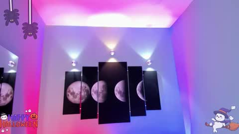 Snapshot of tatii_moon chatting on October 31, 2025, 4:13 am Tati online show from October 31, 2025, 4:13 am