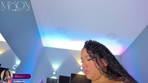 Snapshot of tatii_moon chatting on November 5, 2025, 4:01 am Tati online show from November 5, 2025, 4:01 am