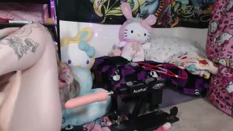 Snapshot of tattedthickandpretty chatting on January 2, 2025, 9:00 am TattedThickandPretty online show from January 2, 2025, 9:00 am