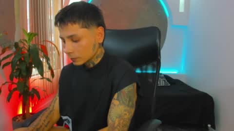 Snapshot of tattokoi chatting on February 12, 2025, 9:22 pm tattokoi online show from February 12, 2025, 9:22 pm