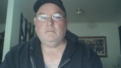 Snapshot of tattzsexy chatting on October 31, 2025, 10:11 pm tattzsexy online show from October 31, 2025, 10:11 pm