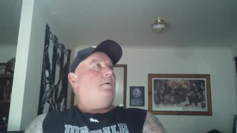 Snapshot of tattzsexy chatting on November 13, 2025, 4:11 am tattzsexy online show from November 13, 2025, 4:11 am