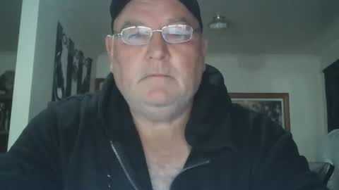 Snapshot of tattzsexy chatting on November 14, 2025, 11:02 pm tattzsexy online show from November 14, 2025, 11:02 pm