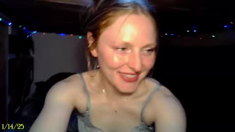Snapshot of tatum__kahlo chatting on January 14, 2025, 9:41 pm TATUM  ALL MY LINKS  online show from January 14, 2025, 9:41 pm