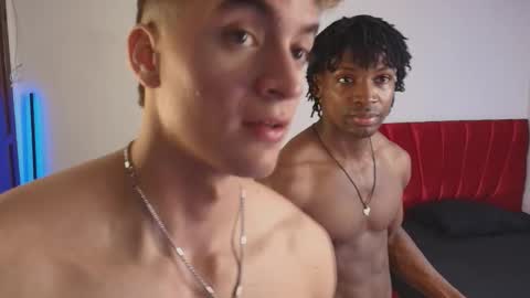 tau_montes online show from November 2, 2025, 4:09 pm