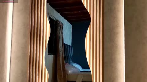 taurito___ online show from September 28, 2025, 5:57 am