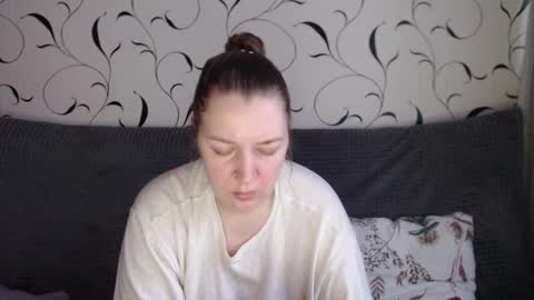 Diana online show from December 17, 2025, 7:25 am