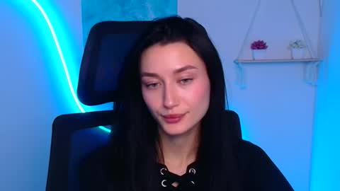 Snapshot of tayavibe chatting on November 17, 2025, 7:03 am Taya online show from November 17, 2025, 7:03 am