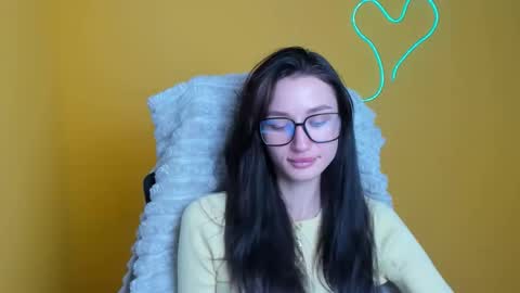 Snapshot of tayavibe chatting on December 4, 2025, 12:58 pm Taya online show from December 4, 2025, 12:58 pm