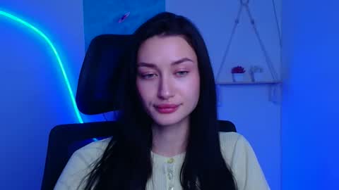 Snapshot of tayavibe chatting on December 15, 2025, 6:28 am Taya online show from December 15, 2025, 6:28 am