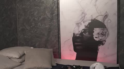 Teylor  Kim online show from September 10, 2025, 12:05 pm