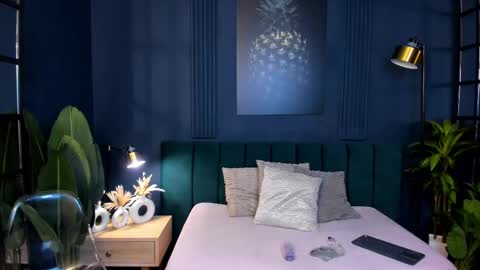 Snapshot of taylor_bennet chatting on February 11, 2025, 6:11 pm Taylor Bennet online show from February 11, 2025, 6:11 pm