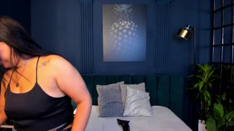 Snapshot of taylor_bennet chatting on February 12, 2025, 12:01 pm Taylor Bennet online show from February 12, 2025, 12:01 pm