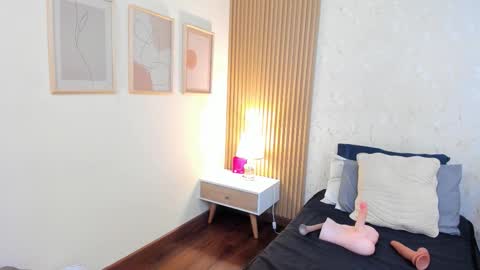 Snapshot of taylor_bennet chatting on October 29, 2025, 12:07 pm Taylor Bennet online show from October 29, 2025, 12:07 pm