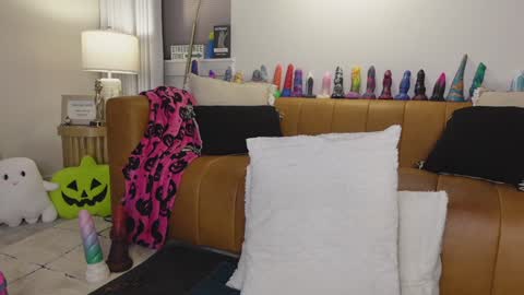 Taylor --  online show from October 5, 2025, 10:13 am