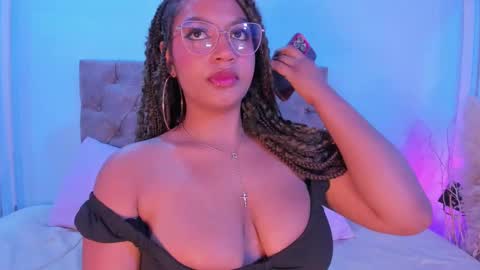 Snapshot of taylor_sexyy chatting on September 25, 2025, 4:49 am Taylor  online show from September 25, 2025, 4:49 am