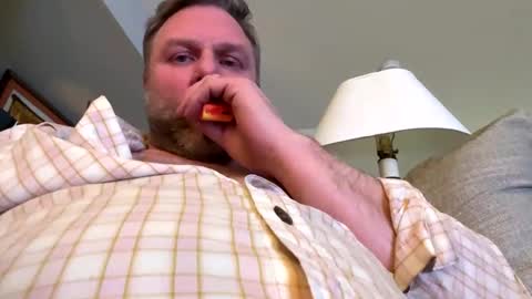 Tbiz82 online show from February 14, 2025, 4:37 am