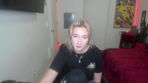 Snapshot of teamtragic chatting on January 7, 2025, 12:55 am Katy online show from January 7, 2025, 12:55 am