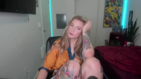 Snapshot of teamtragic chatting on January 26, 2025, 4:51 am Katy online show from January 26, 2025, 4:51 am