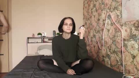 Snapshot of tearjuly chatting on September 11, 2025, 7:08 am July online show from September 11, 2025, 7:08 am