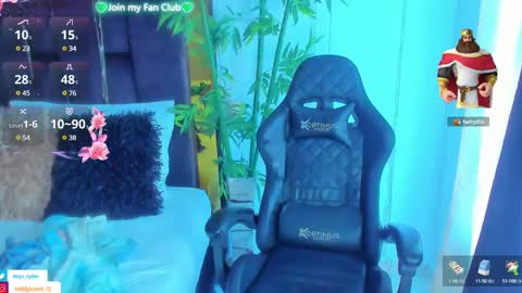 Snapshot of teddy_cowboy chatting on January 7, 2025, 2:51 pm Follow me on Twitter boys ryder and instagram teddyscoot 12 online show from January 7, 2025, 2:51 pm