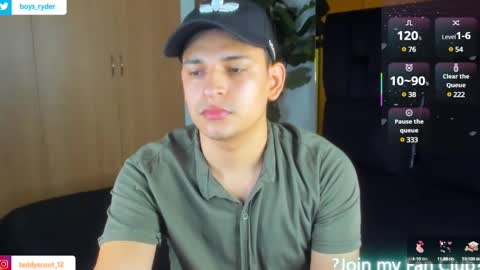 Snapshot of teddy_cowboy chatting on February 5, 2025, 10:19 am Follow me on Twitter boys ryder and instagram teddyscoot 12 online show from February 5, 2025, 10:19 am