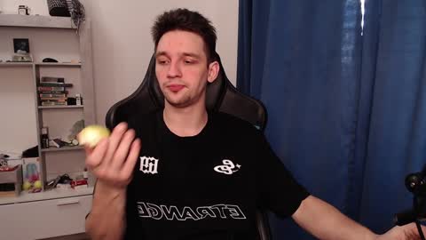 Teddy online show from February 5, 2025, 11:55 am