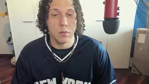 tedhmicro25 online show from February 21, 2025, 11:01 am