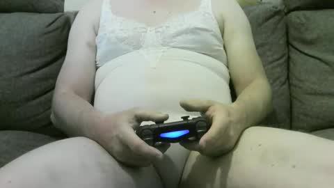 Snapshot of tedstriker333 chatting on November 21, 2025, 9:46 pm Chris online show from November 21, 2025, 9:46 pm