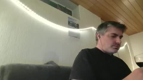 Snapshot of teeforyou chatting on February 14, 2025, 8:59 pm Peter online show from February 14, 2025, 8:59 pm