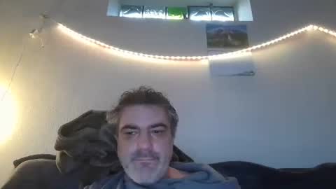 Peter online show from November 11, 2025, 7:52 am