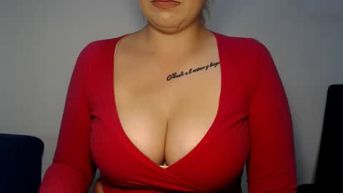 Snapshot of teeyara_ chatting on October 3, 2025, 6:16 pm Teeyara  online show from October 3, 2025, 6:16 pm