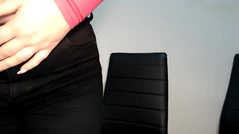 Snapshot of teeyara_ chatting on October 9, 2025, 7:50 am Teeyara  online show from October 9, 2025, 7:50 am