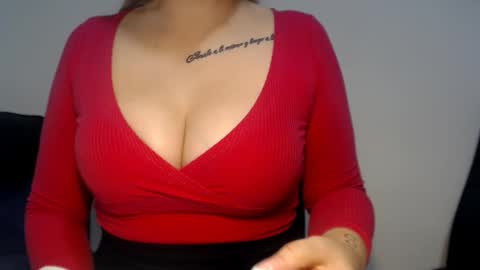 Snapshot of teeyara_ chatting on October 14, 2025, 6:20 pm Teeyara  online show from October 14, 2025, 6:20 pm