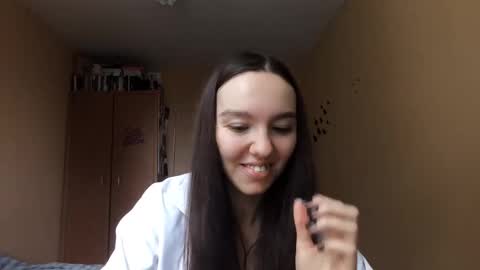 Kimi online show from November 10, 2025, 10:58 am