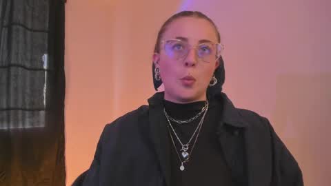 tekila__ online show from February 8, 2025, 9:46 pm