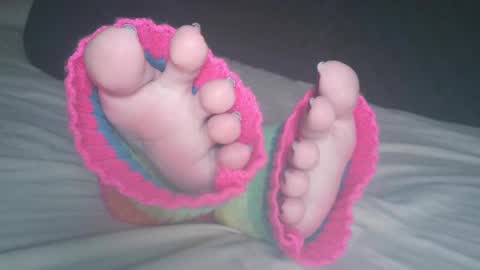 Viv West online show from March 10, 2025, 5:00 am